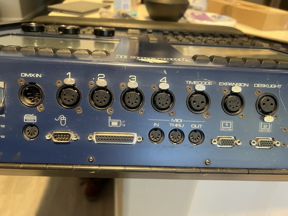 FLYING PIG SYSTEMS ROAD HOG 2 FULL BOAR LIGHTING CONSOLE