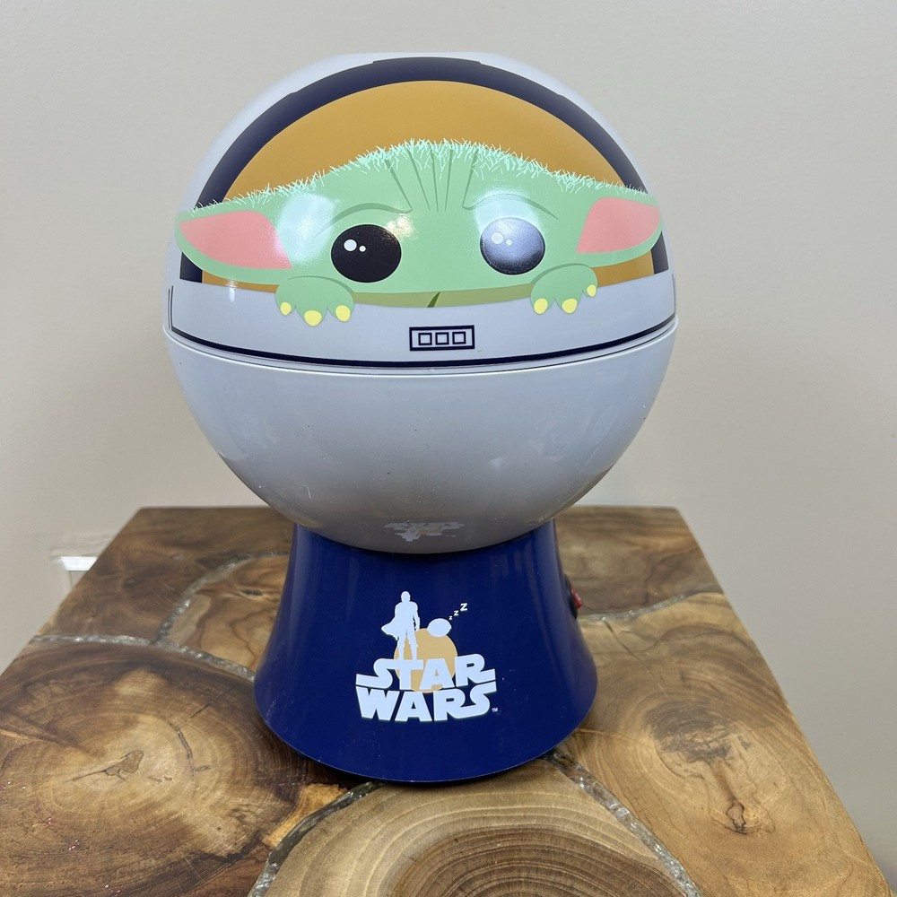 Star Wars "The Mandalorian" Popcorn Maker. Works