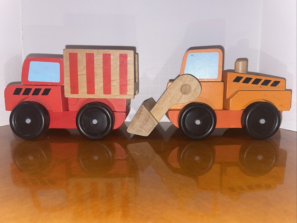 Melissa & Doug Wood Stacking Construction 4 Complete 2 Partial. 6 Total.