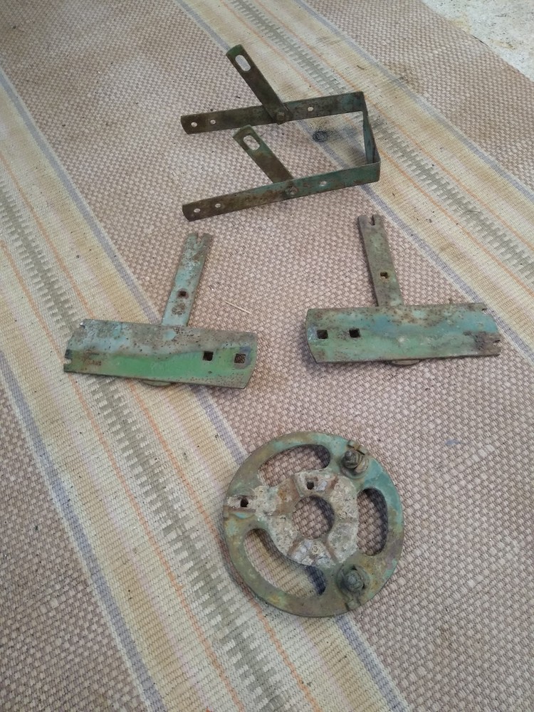 Planet Jr 300a Accessory Ferterlizer Brackets And Rear Wheel Wave