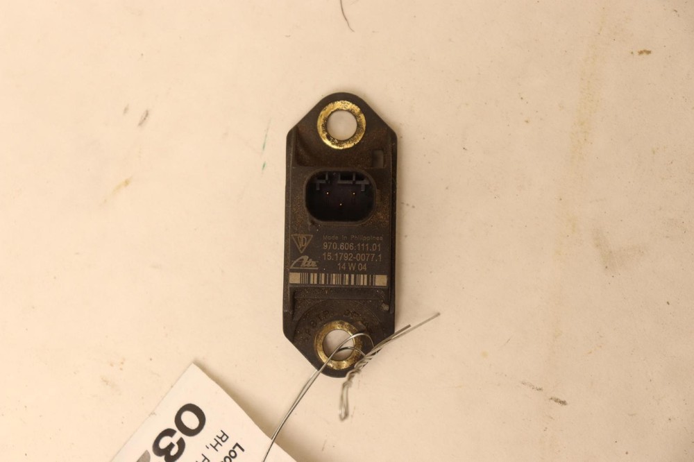 2010-2016 PORSCHE PANAMERA FRONT RIGHT ACCELERATION SPEED SENSOR MODULE OEM