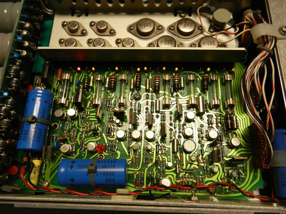 HP 8569B Spectrum Analyzer A40 Low Voltage Power Supply Assembly