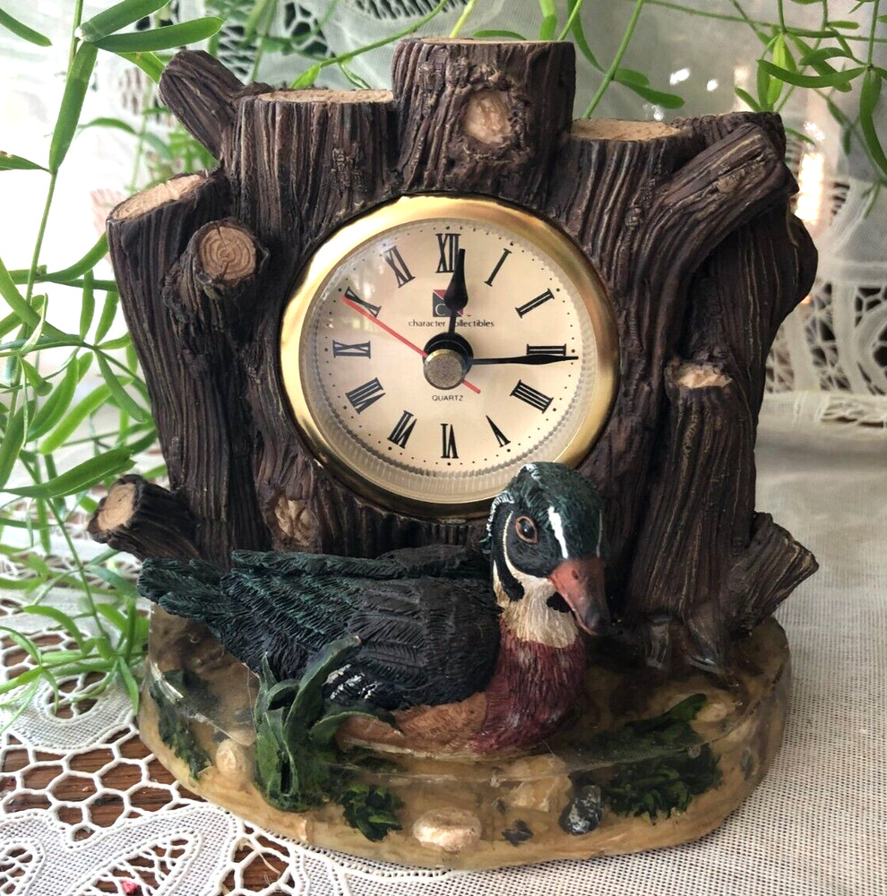 CHARACTER COLLECTIBLES  - CLOCK  - FEATHERED FRIENDS (DUCK)