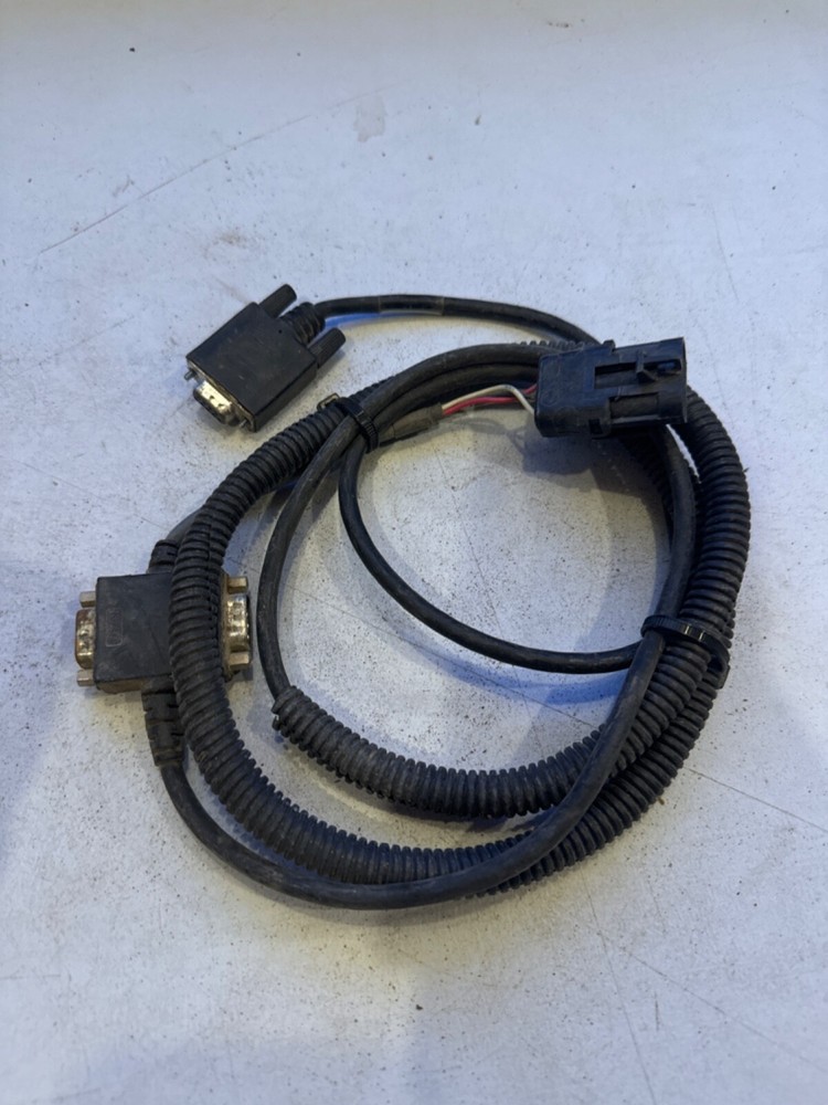 (USED) Trimble_52033_EZ-Guide Splitter Extension Interface Cable/Harness_GPS