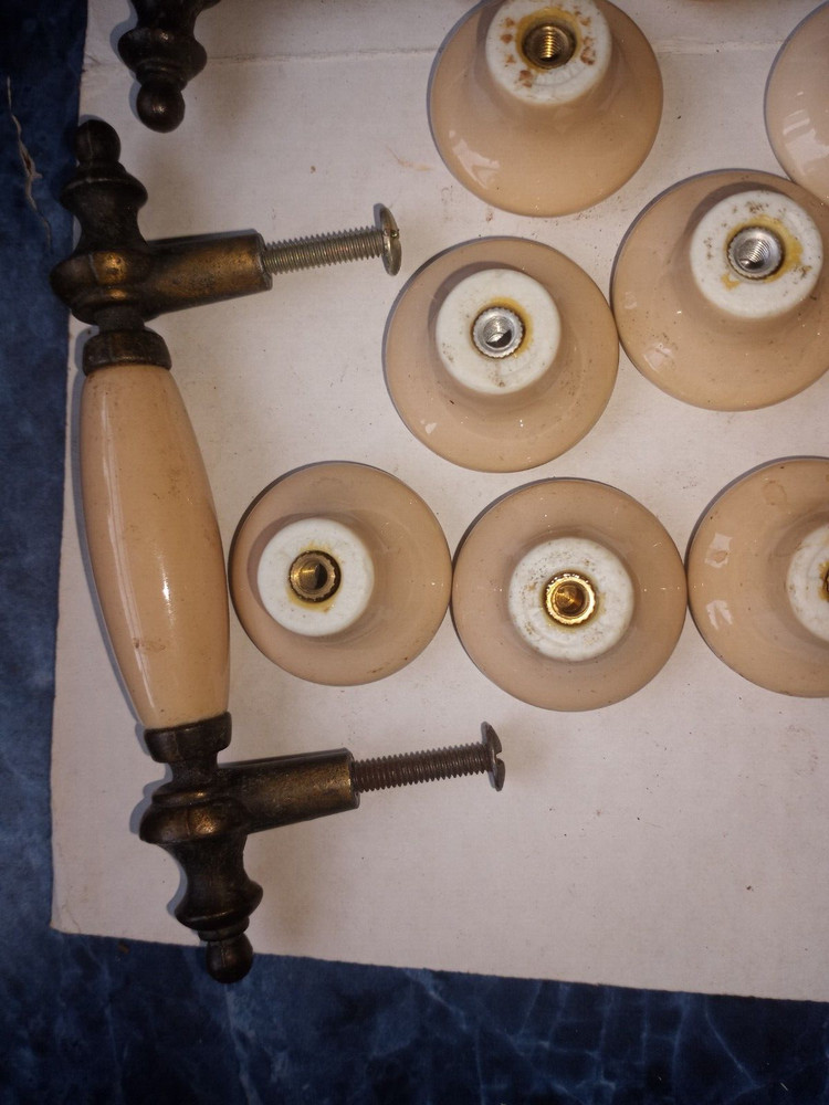 17 CABINET Hardware porcelain handles and knobs set