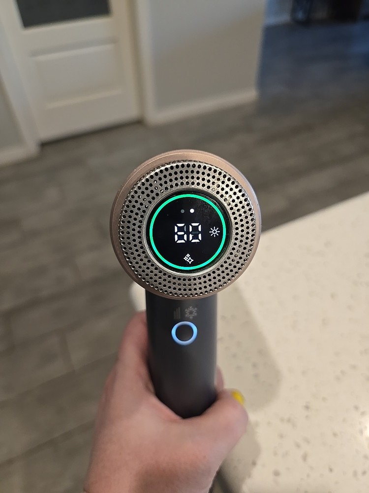 Whalers Hair Dryer CareFlow , W/ Concentrator & Diffuser