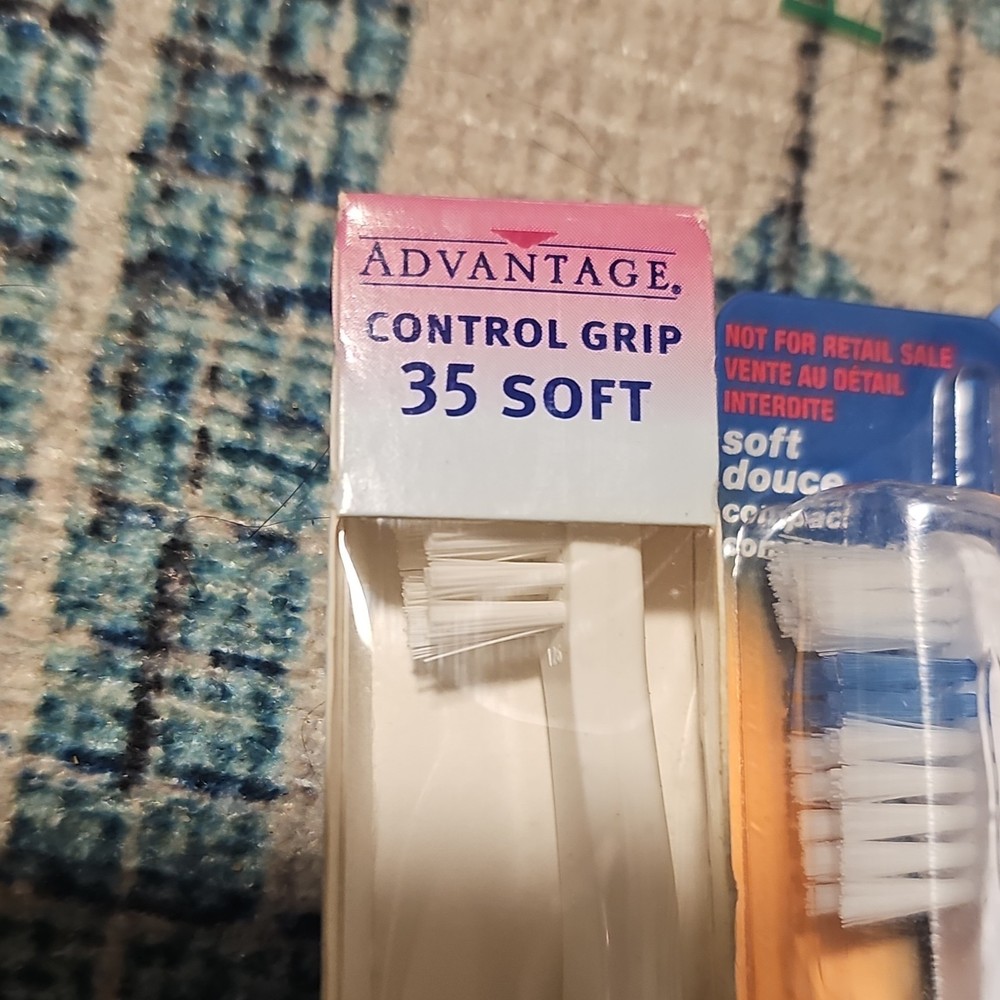 Oral-B Advantage Control Grip & Complete Deep Clean Toothbrushes Set of 6