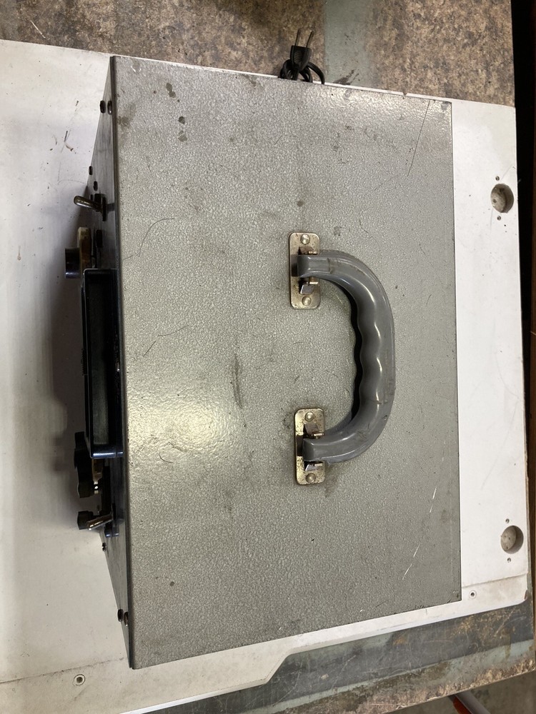 Vintage Philco Field Strength Meter Model M8104