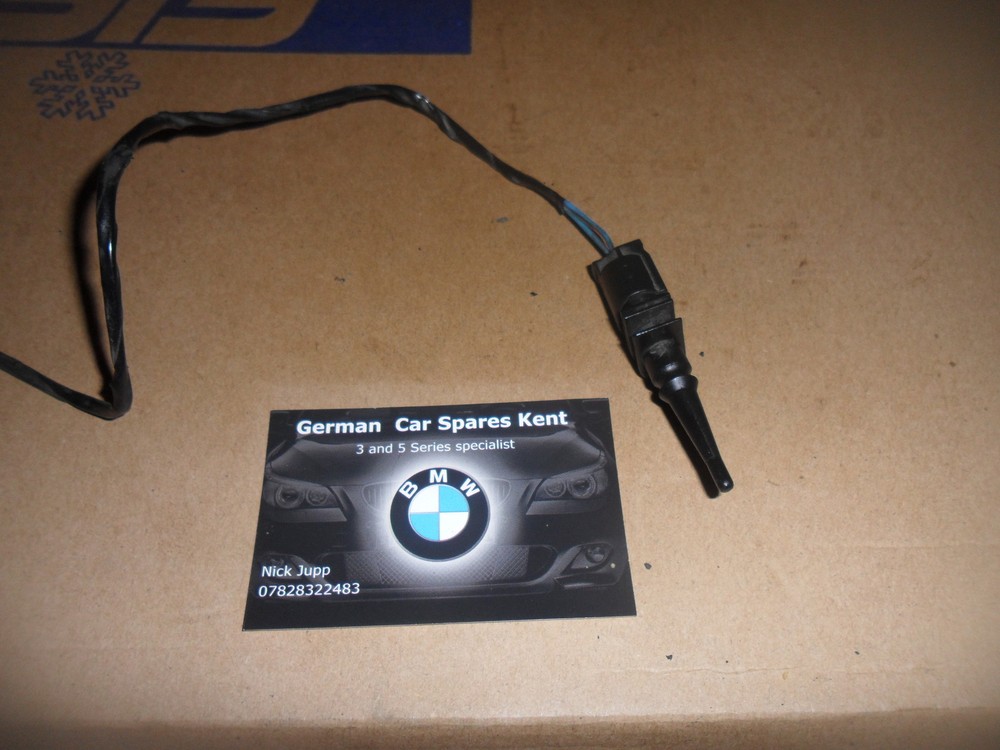 Bmw E46/E39/X5/Mini Outside temperature sensor with plug and wiring,Excellent