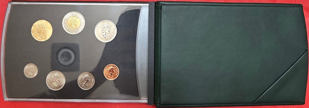 2002 Canada Specimen Set Plus COA & Box