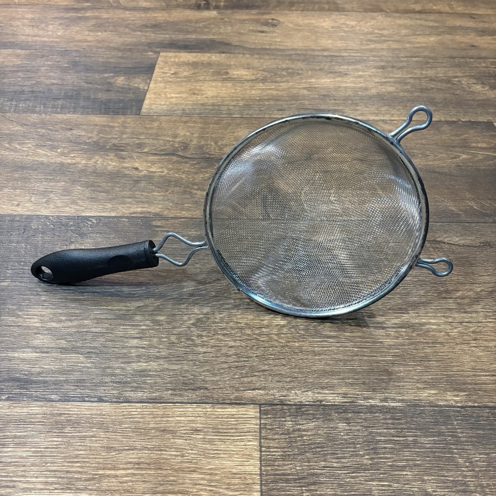 Vintage Metal Mesh Strainer 6” Sieve Kitchen Colander Black Handle