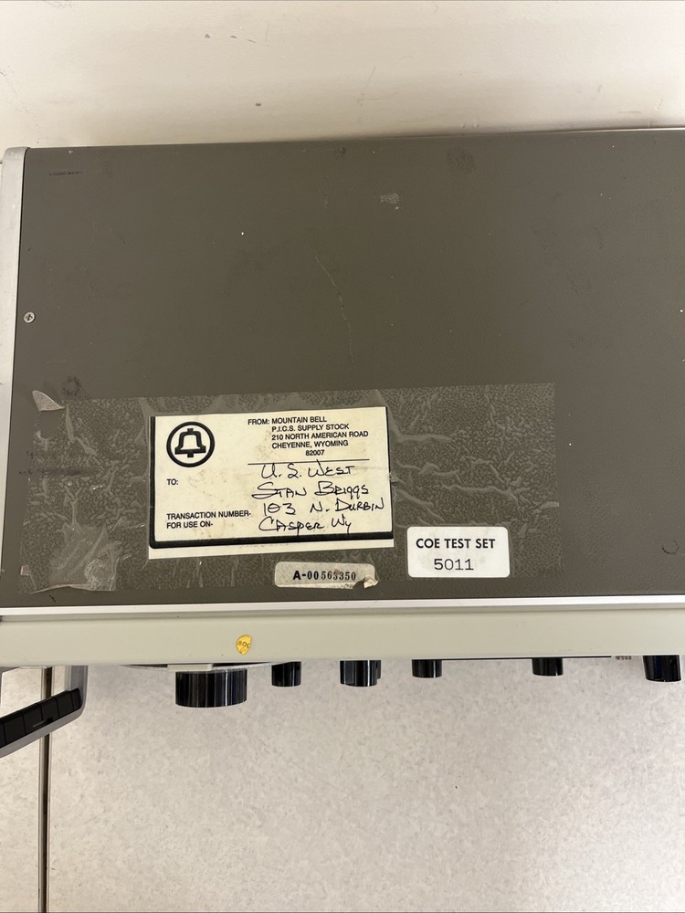 Power Tested Only HP 651B Test Oscillator. Powers On. No Further Testing
