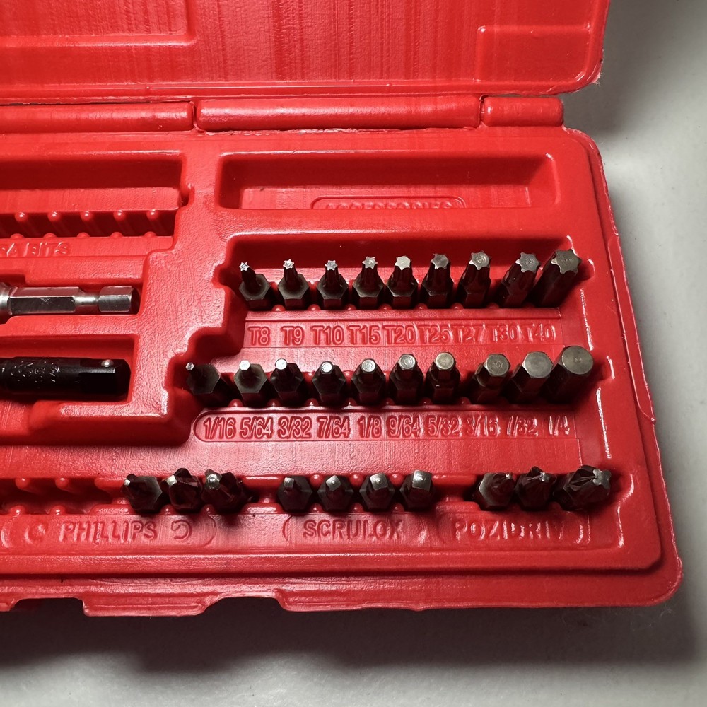 Snap On Magnetic Master Ratcheting Screwdriver Bit Set W/Case SDM400A (Open Box)