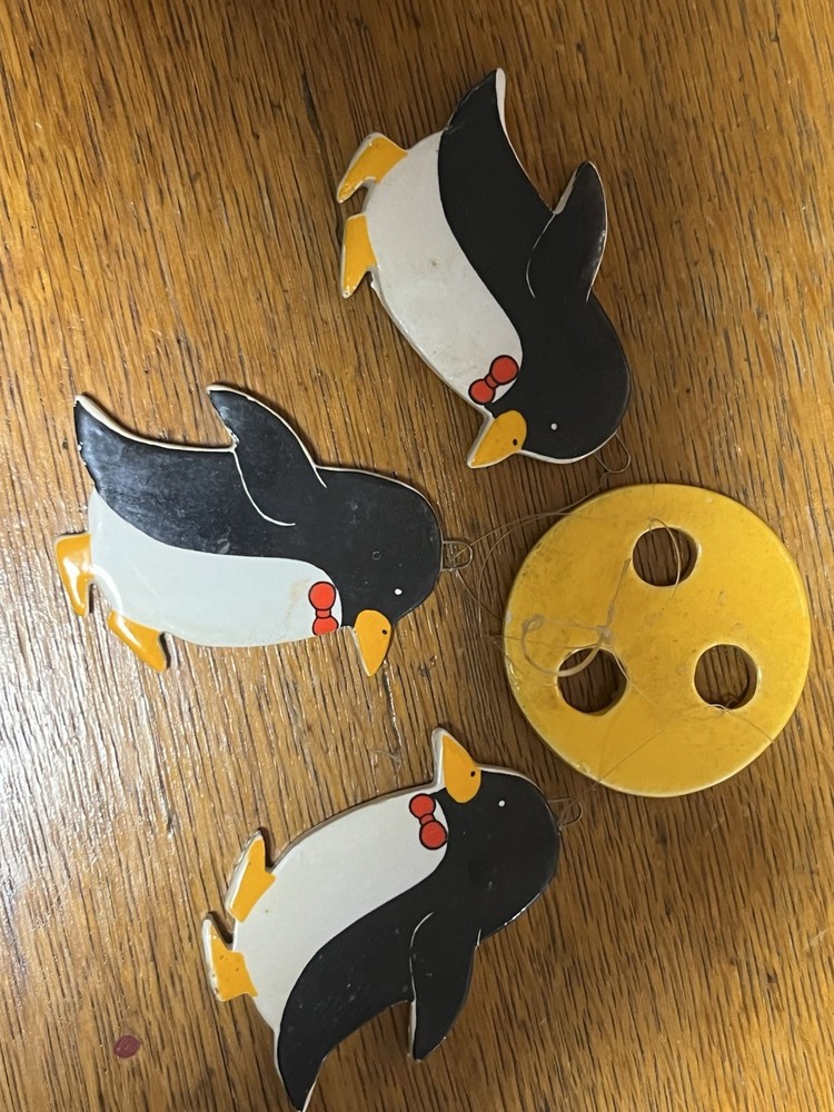 Russ Berrie Penguins Windchimes wind chime