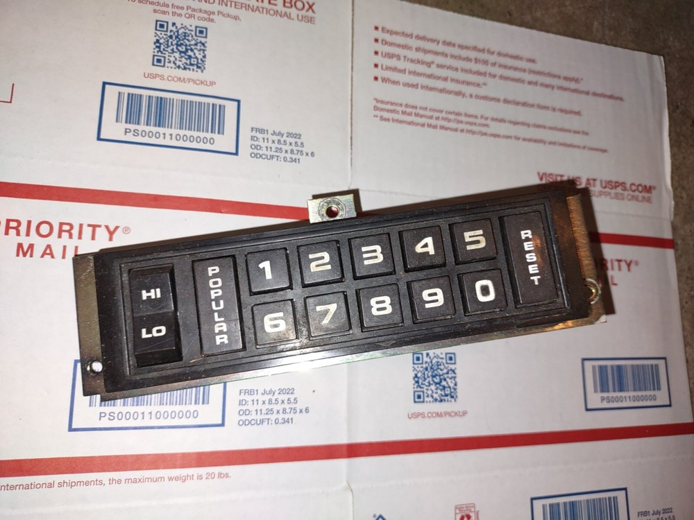 rowe ami wallete arcade jukebox wall mount remote jukebox keypad part #193