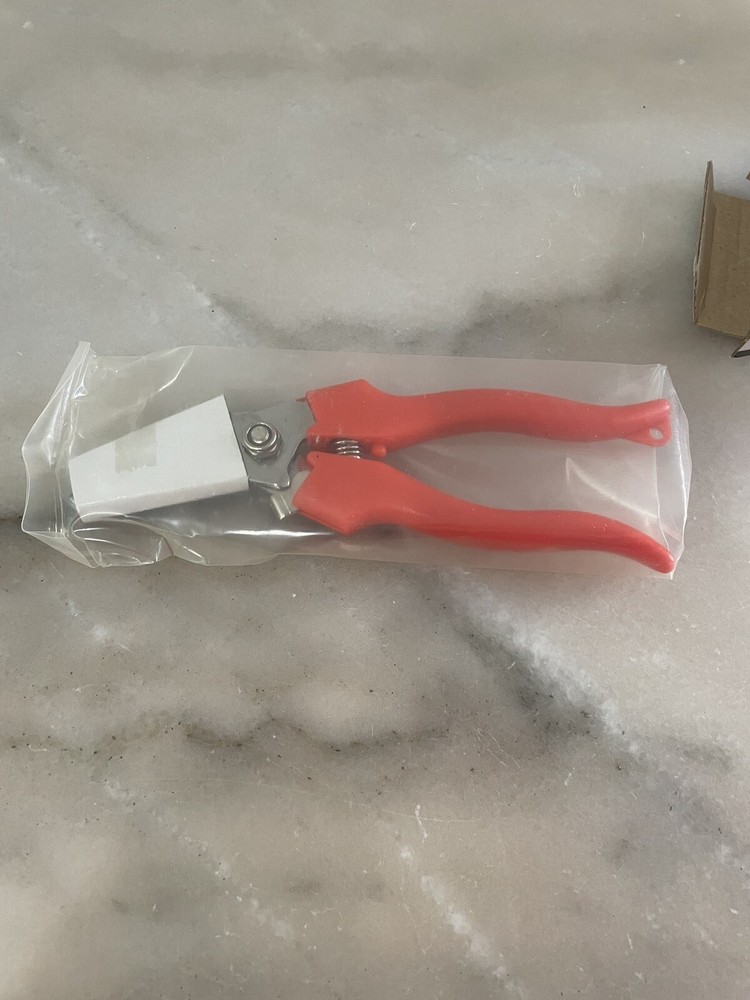 Vintage Wonder Snips Spring Action Scissors with Box NEW