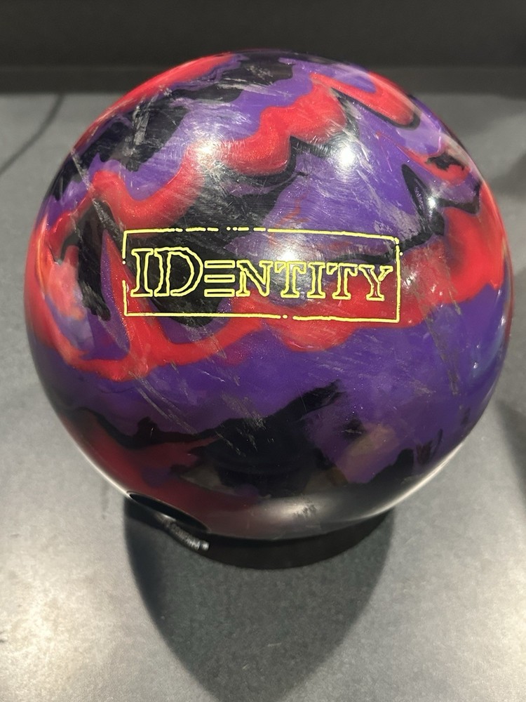 Storm Belmo Identity Bowling Ball 14lb Used