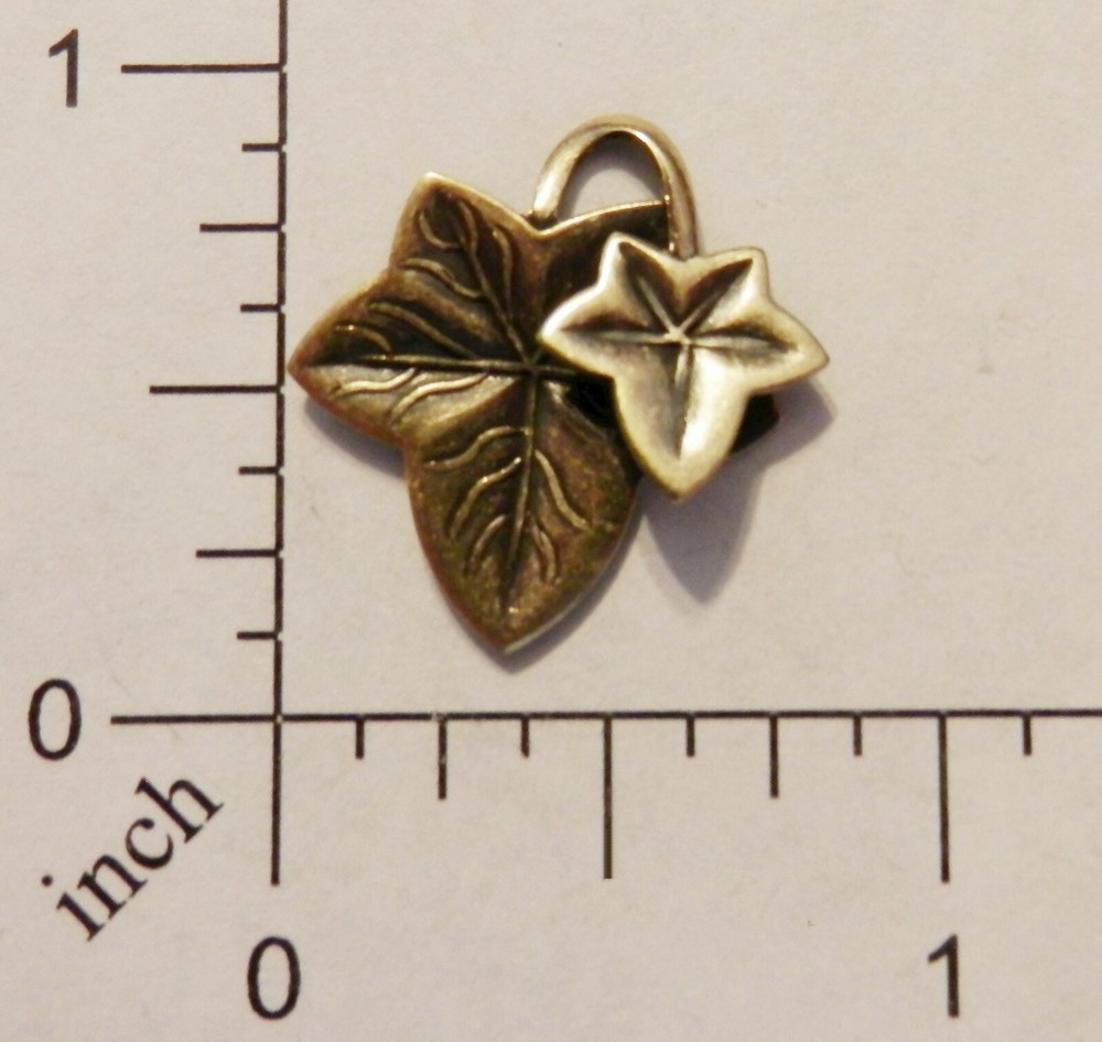 32623        2  Pc Brass Oxidized Victorian Ivy Leaves Jewelry Finding