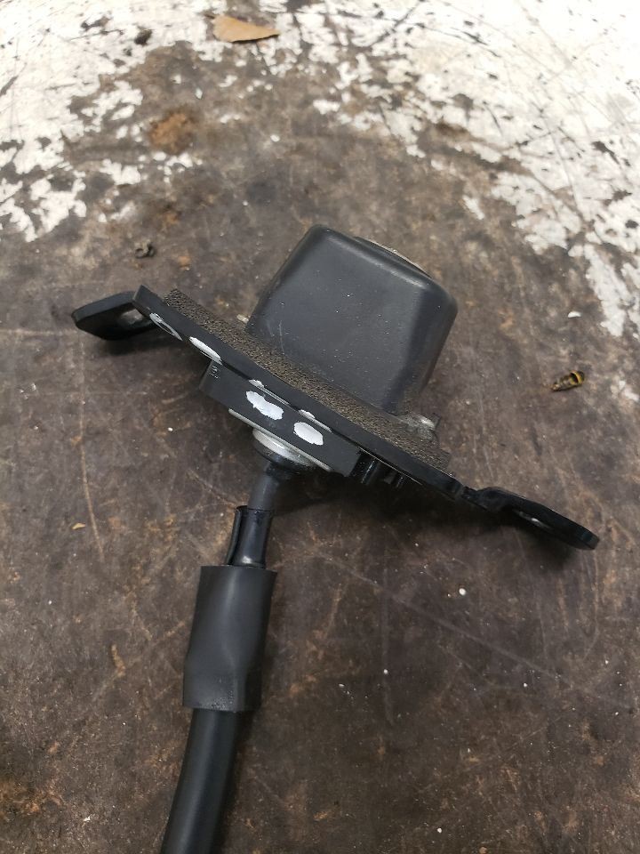 Camera/Projector Rear View Camera Fits 04-06 LEXUS RX330 OEM