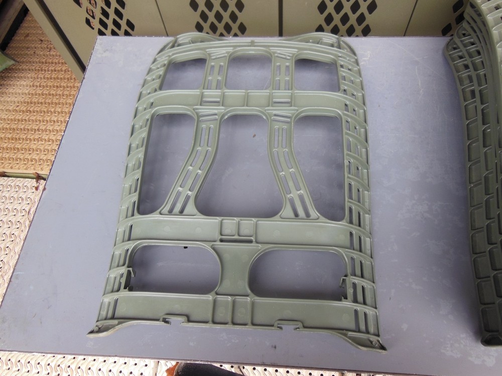 ONE ...MILITARY SURPLUS PACK FRAME MOLLE GREEN ARMY SEAT BACK ORGANIZER --USED