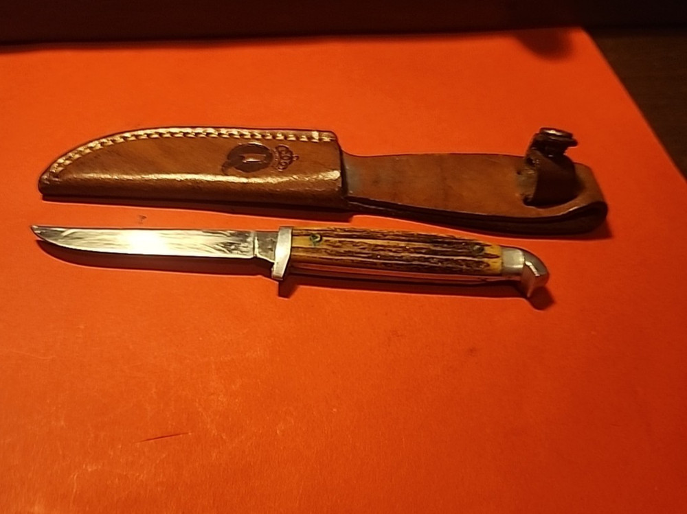 Vintage Queen fixed 3in Blade Bone handle/sheath