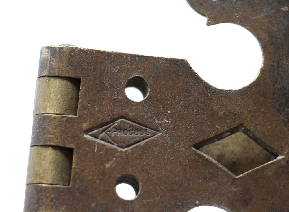 Gothic Bronze Ice Box Hinge