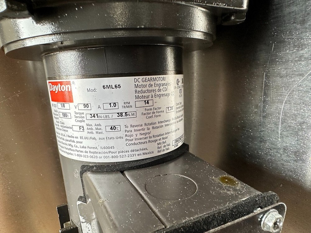 Liquid Packaging Solutions 90 Degree Rotary Conveyor Turn, Curve, Rotary Table