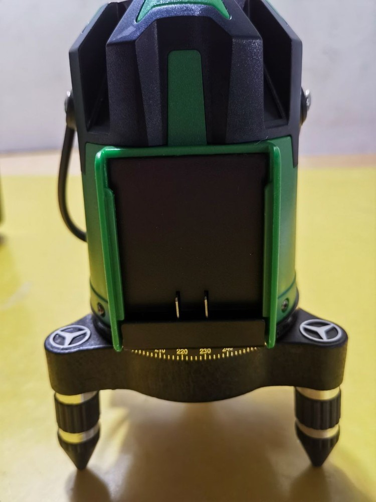 Self Leveling Laser Level Green Beam Horizontal Vertical Line Builder Tool