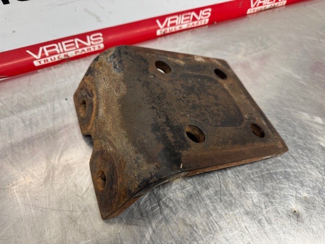 PETERBILT 05-20010R BRACKET-MOUNTING REAR ENGINE