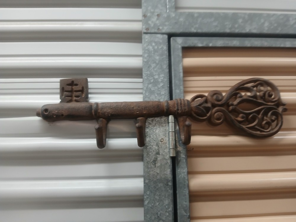 Antique Cast Iron Key Shaped Hotel Wall Hooks...18" Long.. Missing One Hook