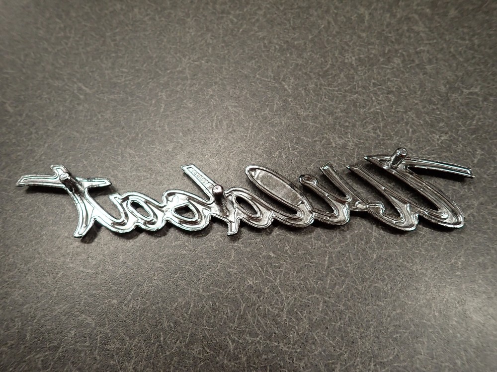 1965 Buick Wildcat Rear Quarter / Trunk Script Emblems 65 "Wildcat" Monogram (3)