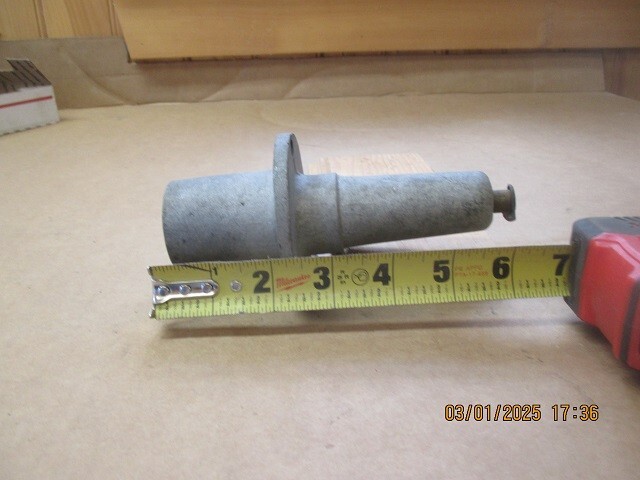 Walker Turner 900 drill press spindle bearing cap oiler