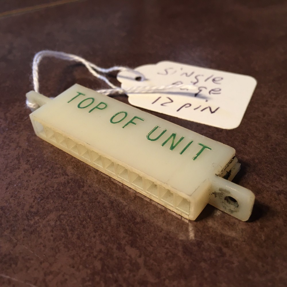 King Bendix Narco, Collins Single Edge Install Connector, White, 12 pin, NOS.