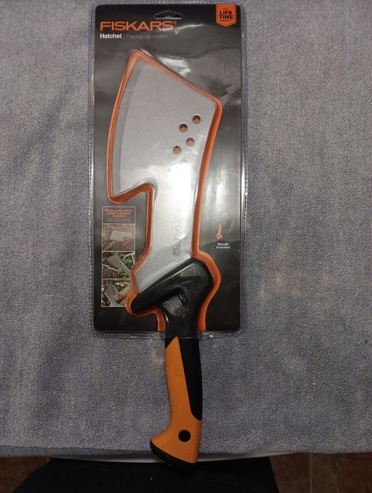 Fiskars Hatchet Large With Hook & Sheath