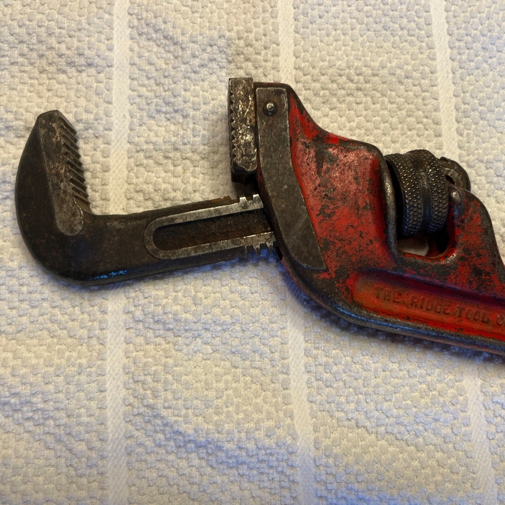 Vintage Rigid E 14" OFF SET PIPE WRENCH USA
