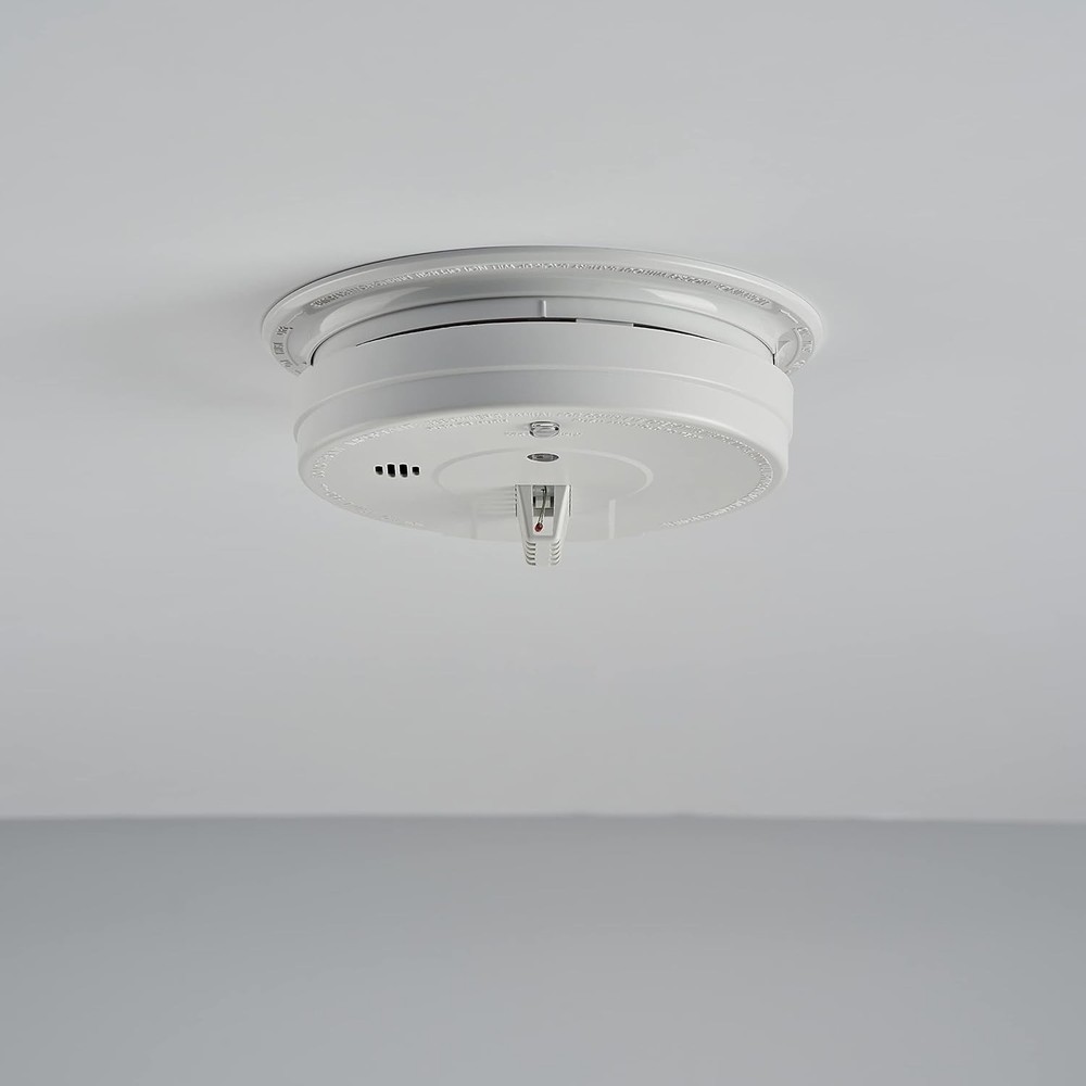 Interconnectable Heat Detector with Battery Backup - 24 Device Compatibility