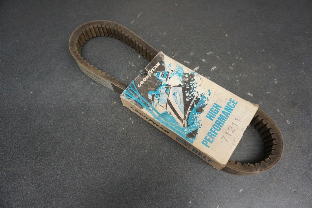 NEW Goodyear High Performance Replacement Drive Belt 71211