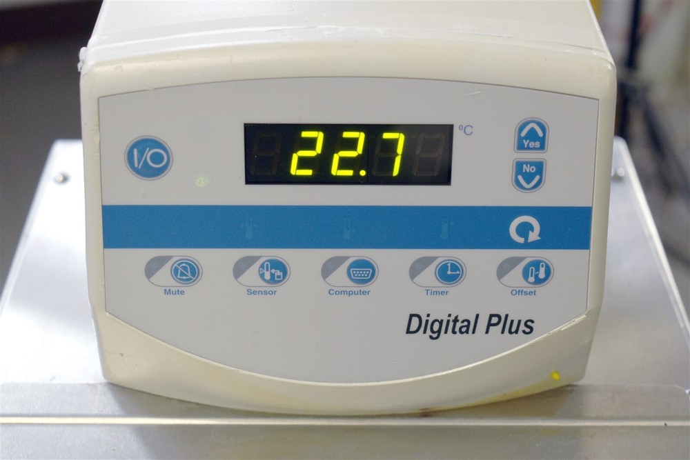 Thermo Neslab RTE 740 Benchtop Recirculating Chiller Bath