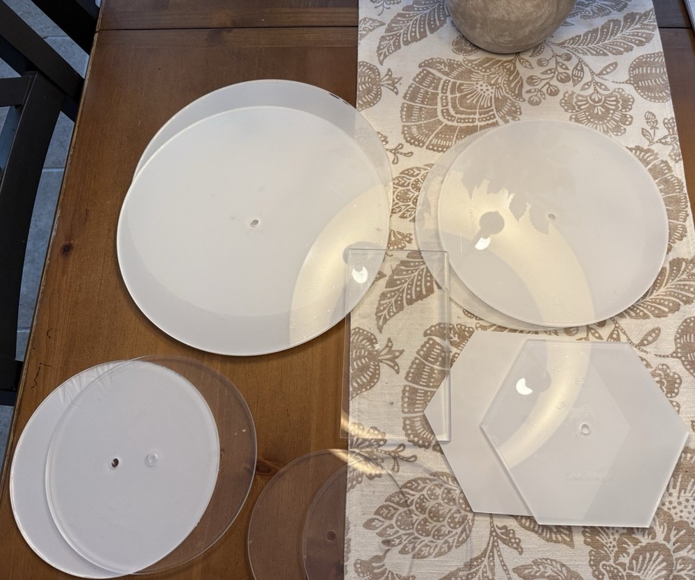 Assorted CakeSafe Acrylics Rounds, Hexagon + Acrylic Bench Scraper
