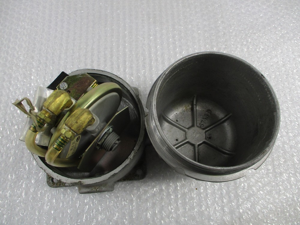 DWYER 182410 EJH53 PRESSURE SWITCH NSNP