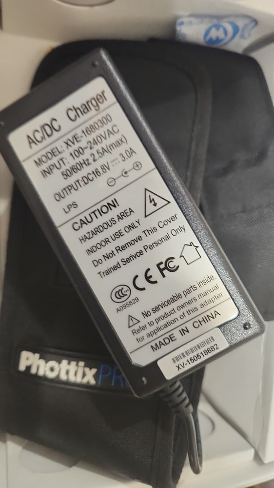 Phottix Indra360 TTL Studio Light Used Missing Battery Missing power cord