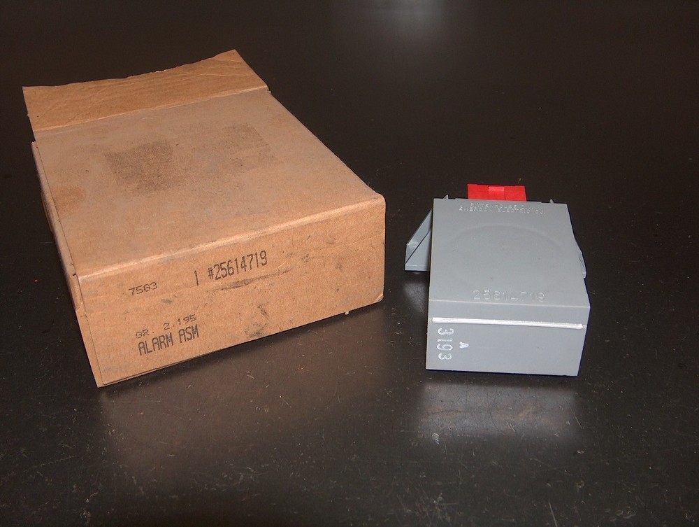 1992-95 Oldsmobile 88 98 GM NOS AC Delco Alarm ASM-M/FUNC Function Module