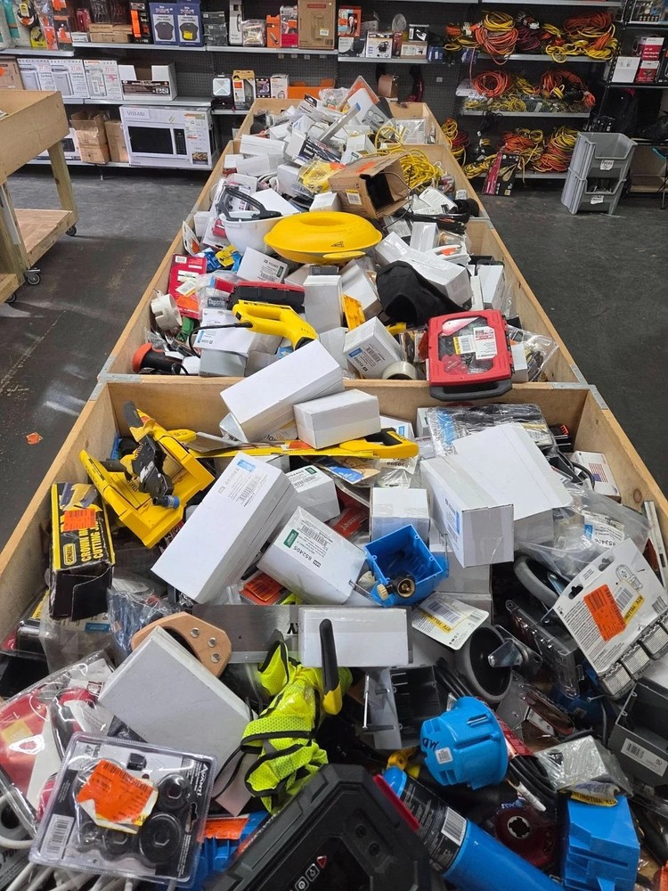 Wholesale WhatNot Box Amazon Liquidation Mixed Inventory General Merchandise
