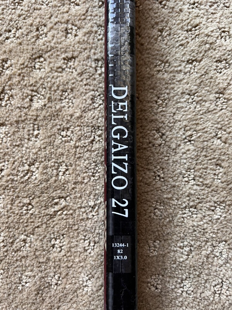 Bauer Vapor Hyperlite Pro Stock - 82 Flex - P28 Max - 56” - Tactile Grip