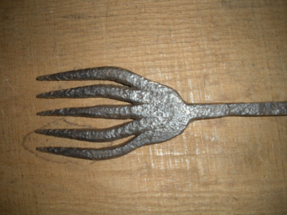 Vintage Cast Iron Fish GIG, Gaff, Spear