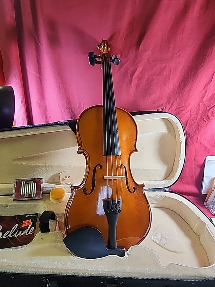 4/4 Full-Size Violin – + Case +extras