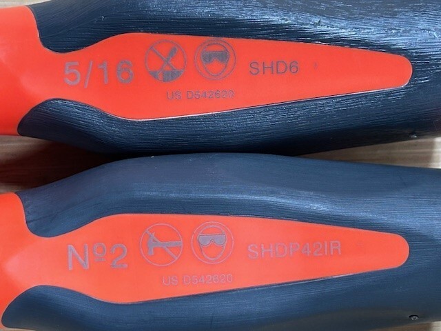 NEW Snap On 2pc PHILLIPS #2 Instinct & Flat Tip Instinct Hard Grip Screwdrivers