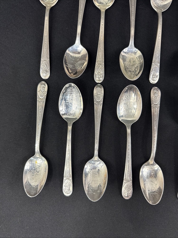 WM Rogers 30 Piece Silverplate Presidential Spoon Set