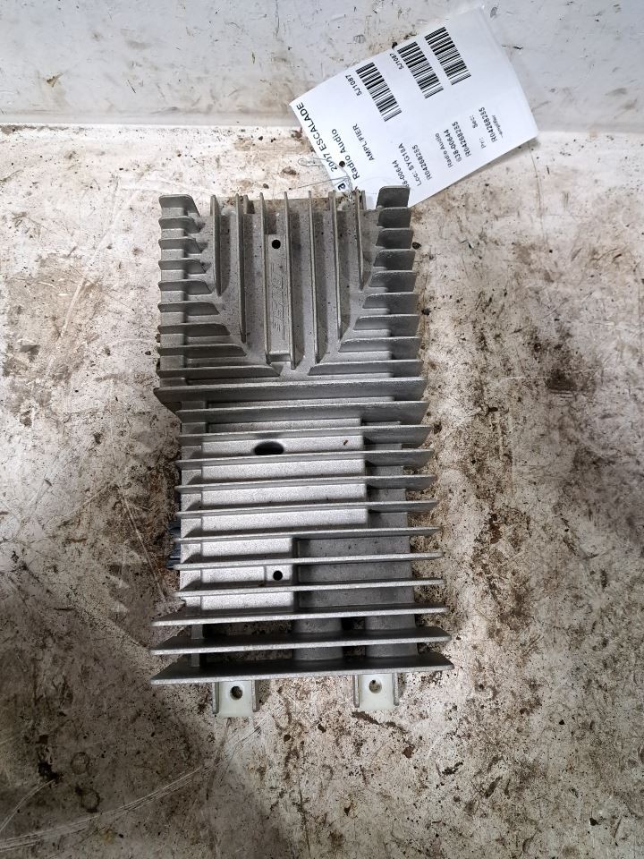 2007 Escalade Amplifier Sku#4268285