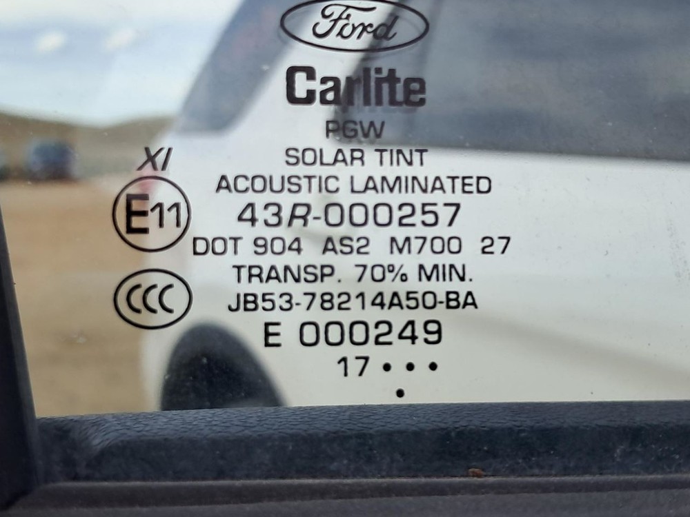 EXPLORER 2018 Front Door Trim Panel 1585863